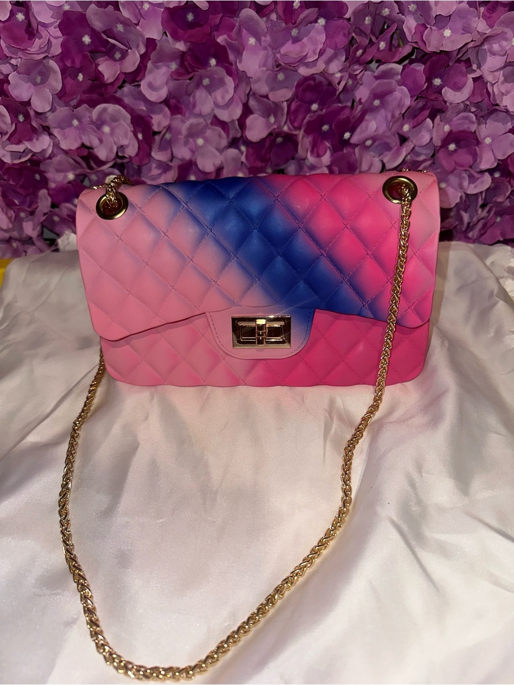 Quilted Pink Gradient Chain Shoulder Bag